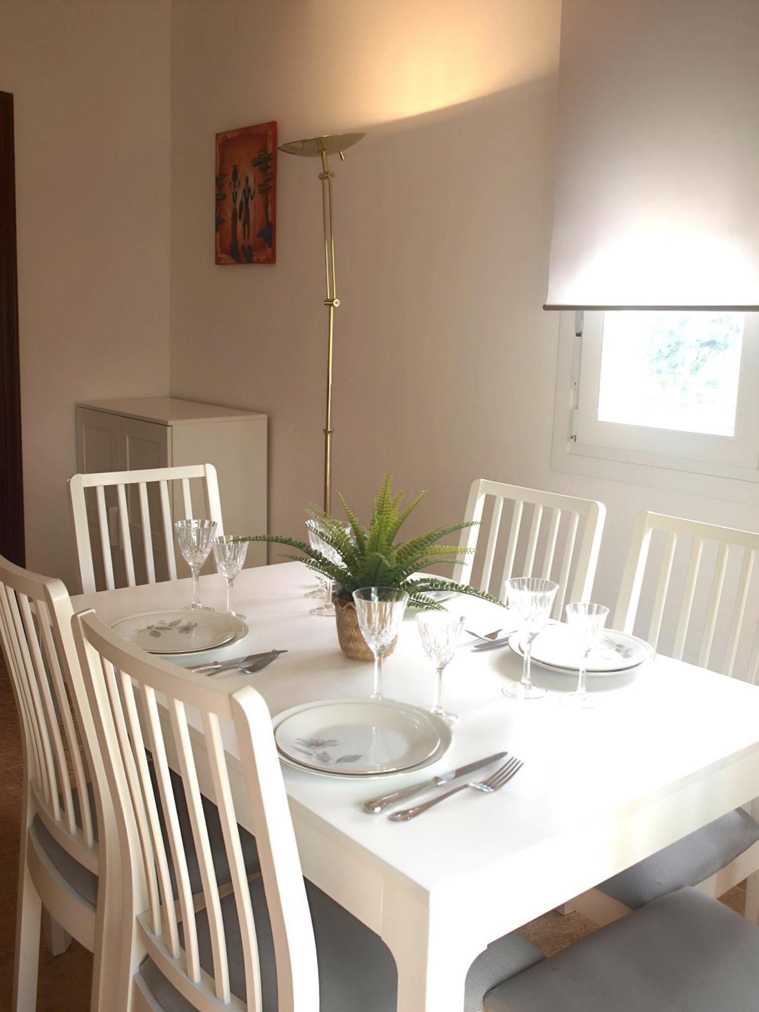Jardines Del Ebro, 8 Pax, Ideal Grupos Logrono Luaran gambar